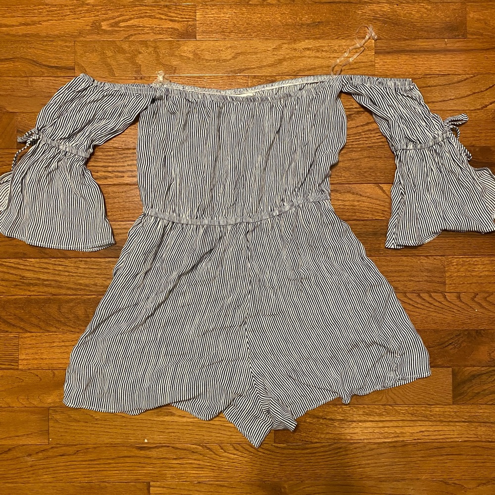 American Eagle romper